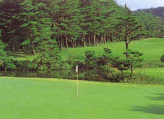 ゴルフ場　大甲賀カントリークラブ　油日コース